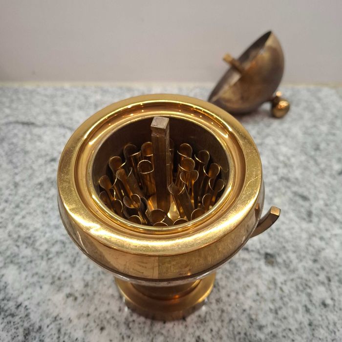 Unikatowa Papierośnica Globus retro vintage