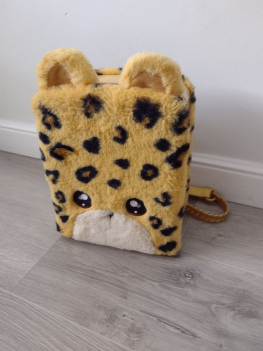 Na na na suprise plecak