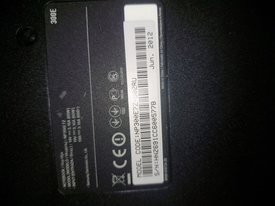 Ноутбук samsung NP300E7Z-S02RU