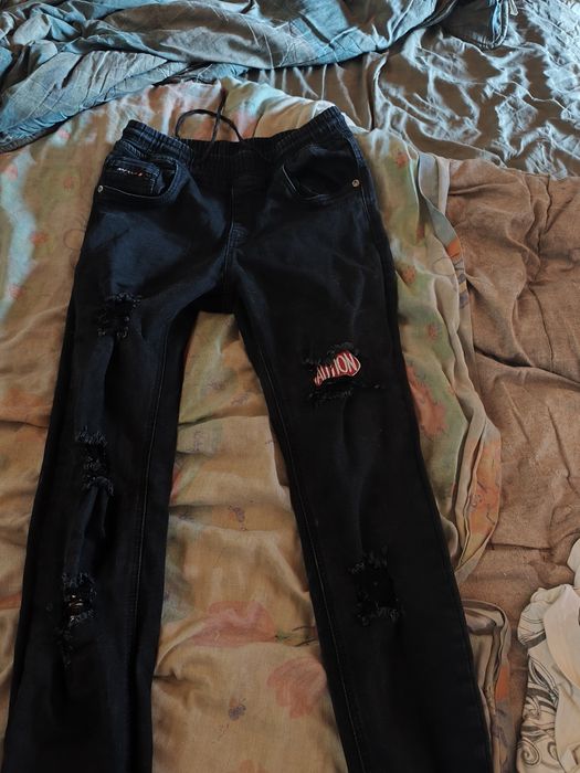 Продам джинсы мужские