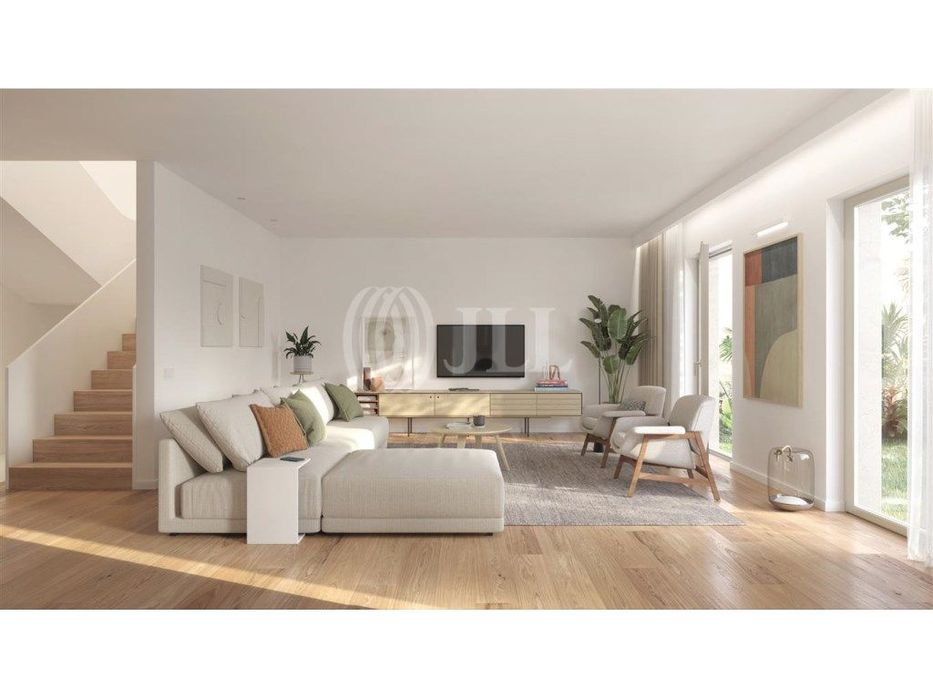 Apartamento T3 duplex com garagem, em Alvalade, Lisboa