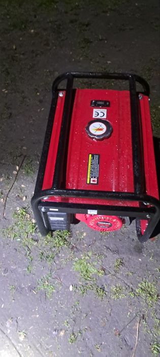 Продам генератор