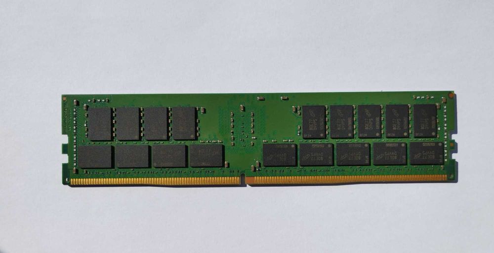 Оперативна пам'ять  Kingston DDR4 32GB/2400MHz (KTD-PE424/32G)