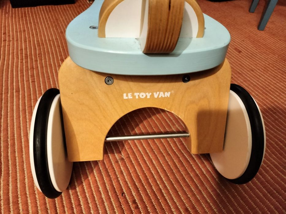 Rena - Triciclo sem pedais