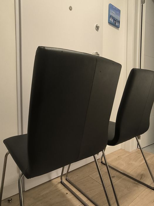 2 cadeiras LILLANAS em pele IKEA