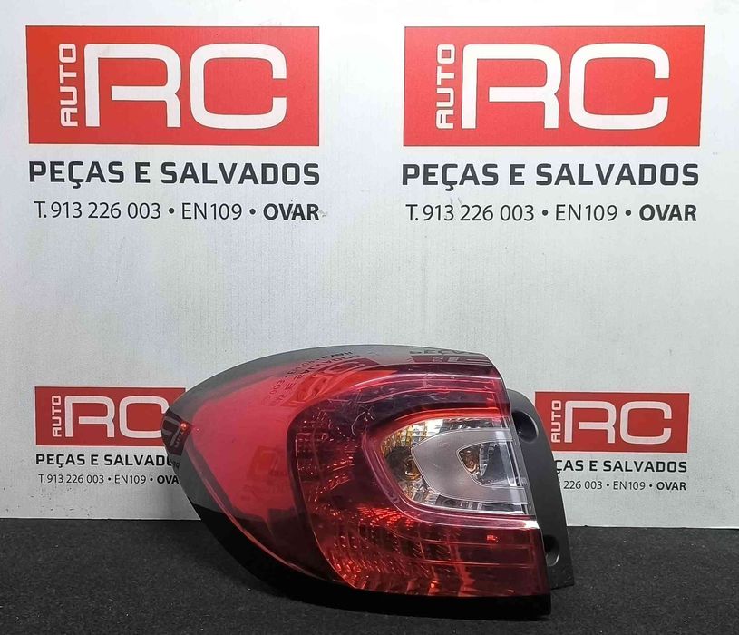 Farolim Esquerdo 265557367R - RENAULT CAPTUR I
