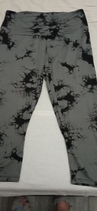 Недорого продам лосины XL-размер