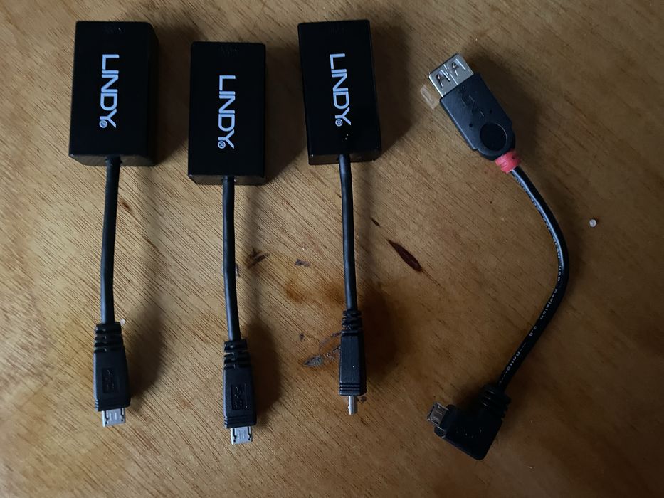 Adaptadores Ethernet USB 2.0 da marca Lindy