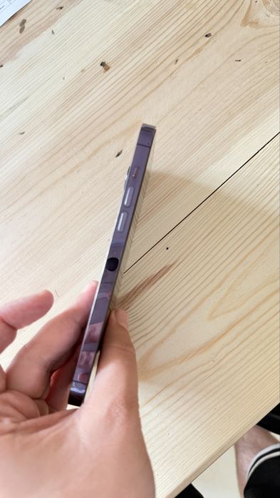 Продам телефон iPhone 14 pro max 256 gb