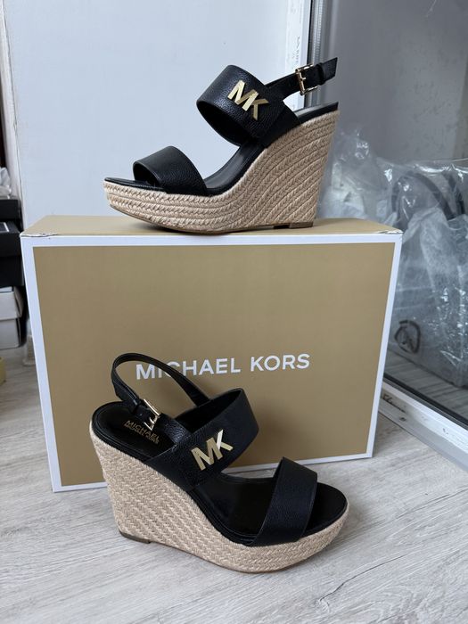 Босоніжки Michael Kors 39