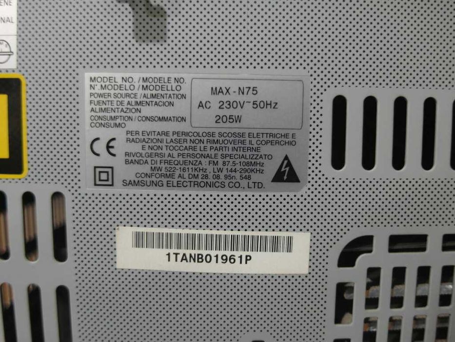 Aparelhagem CD + Cassetes Samsung MAX-N75 2x200 W
