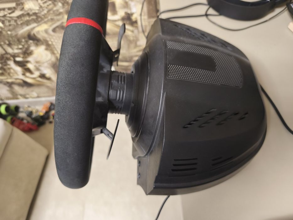 Thrustmaster T300 Ferrari Integral Alcantara Edition
