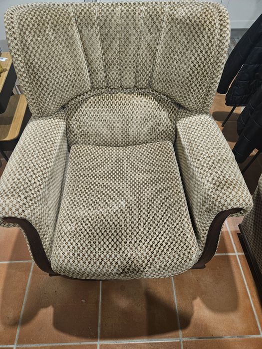 Poltrona Sofa de 1 lugar muito comodo.