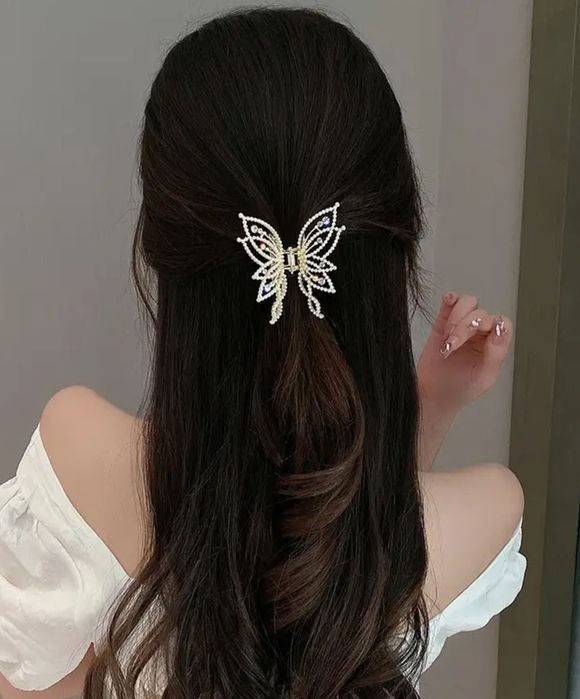 Klamra motylek z kryształkami