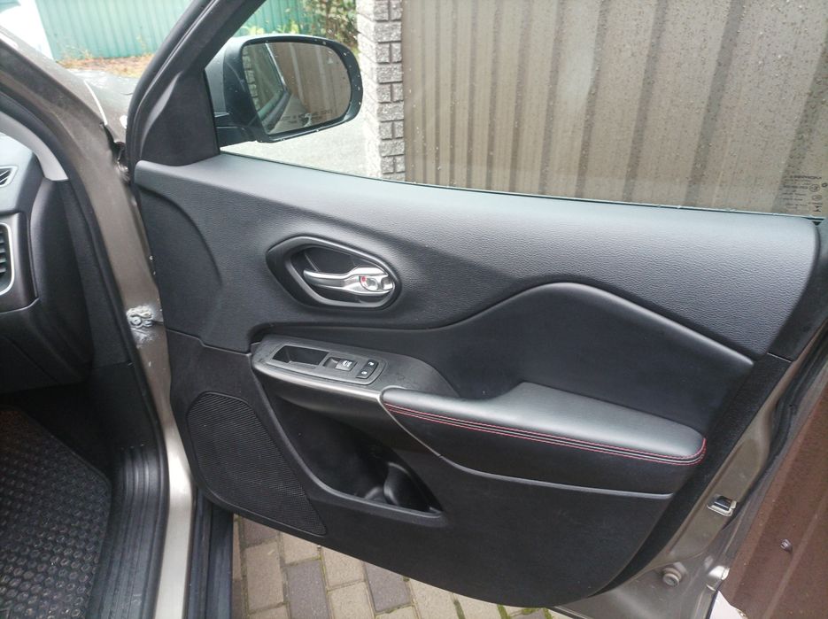 Jeep Cherokee Trailhawk 2020