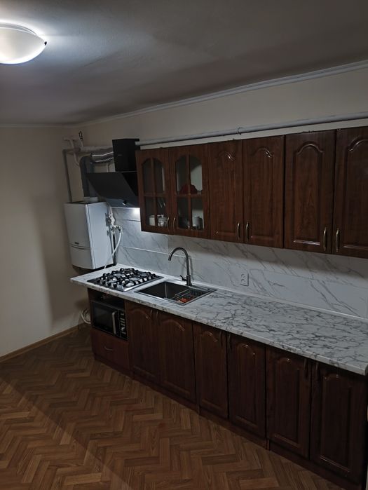 Здам частину будинку ,квартира центр власник