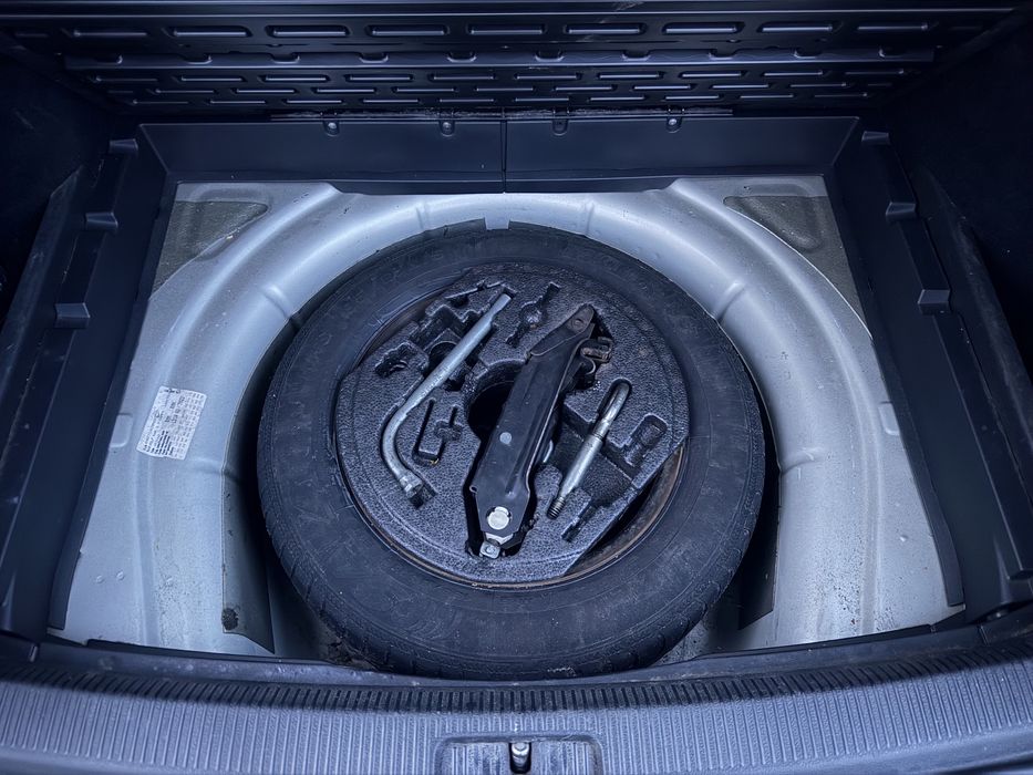 Volkswagen Гольф 5 Автомат 2л Дизель