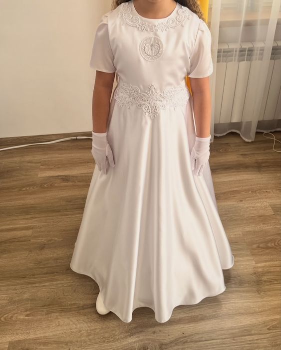 Suknia komunijna
