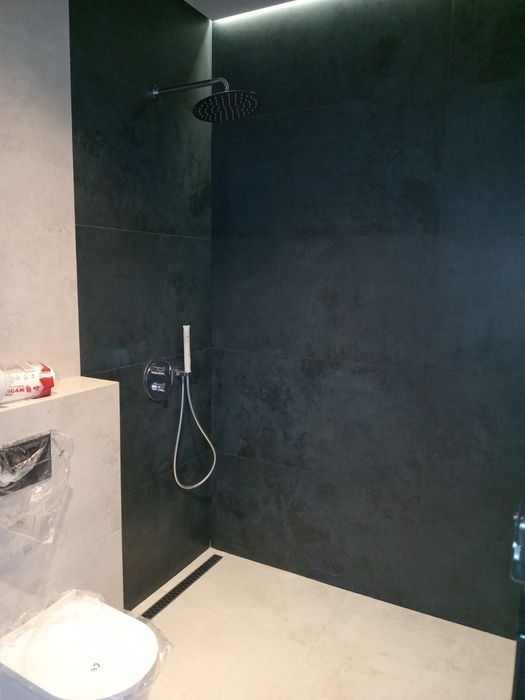 Укладка плитки, різних форматів, різ під 45',ціни помірні...