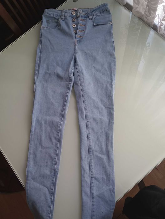 Spodnie jeansowe rurki
