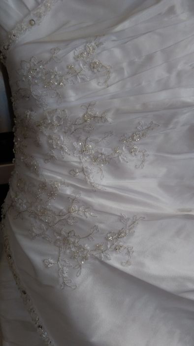 Suknia Ślubna firmy AGNES