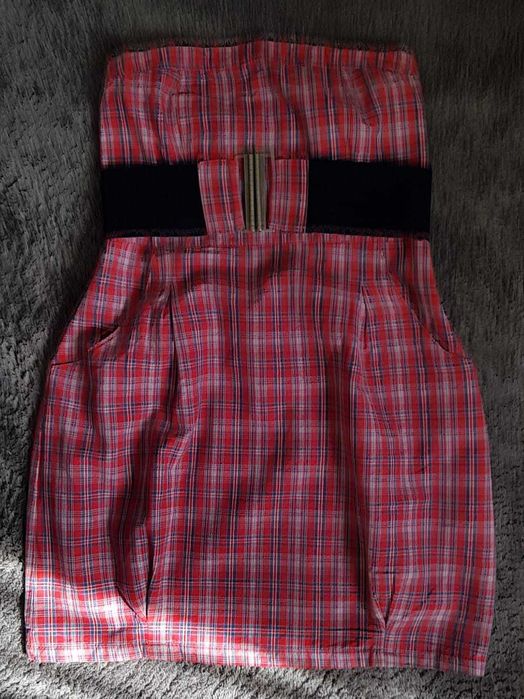 Sukienka Stradivarius M