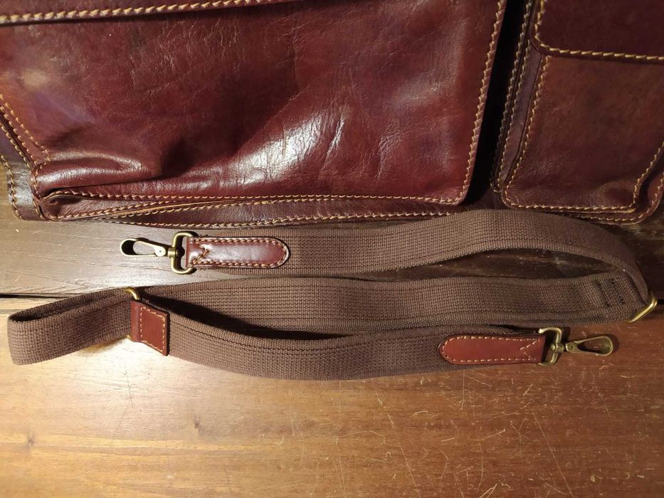 The Bridge - Pasta Executiva em Pele