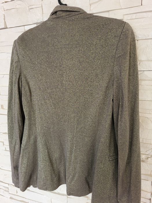 Złoty żakiet Reserved