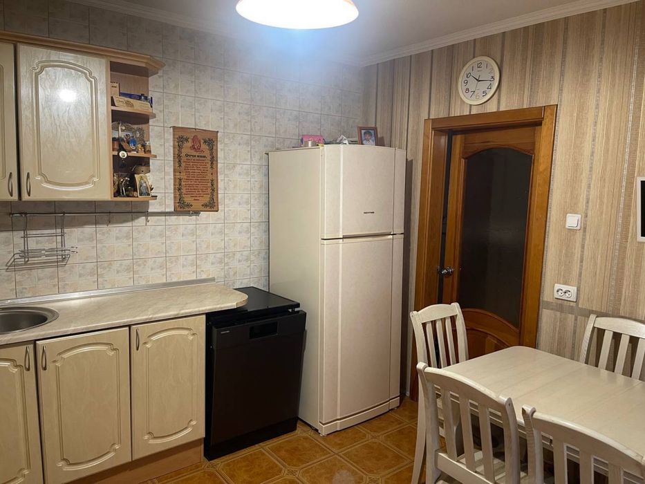 Продаж 3-к кв Троєщина Лісківська буд. 24