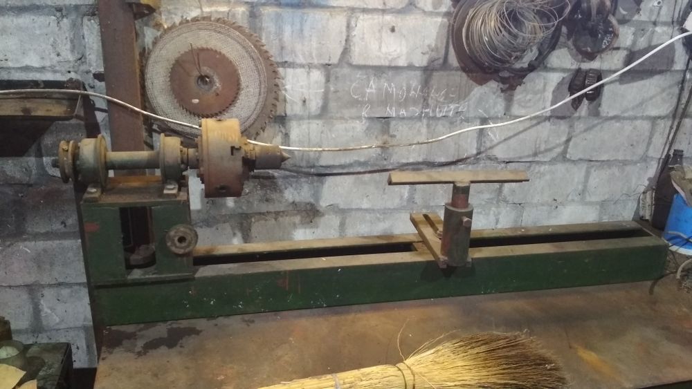 Деревообрабатывающий станок