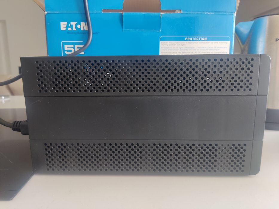 UPS Eaton 5E 650VA / 360W DIN – Como Nova / Pouco Uso