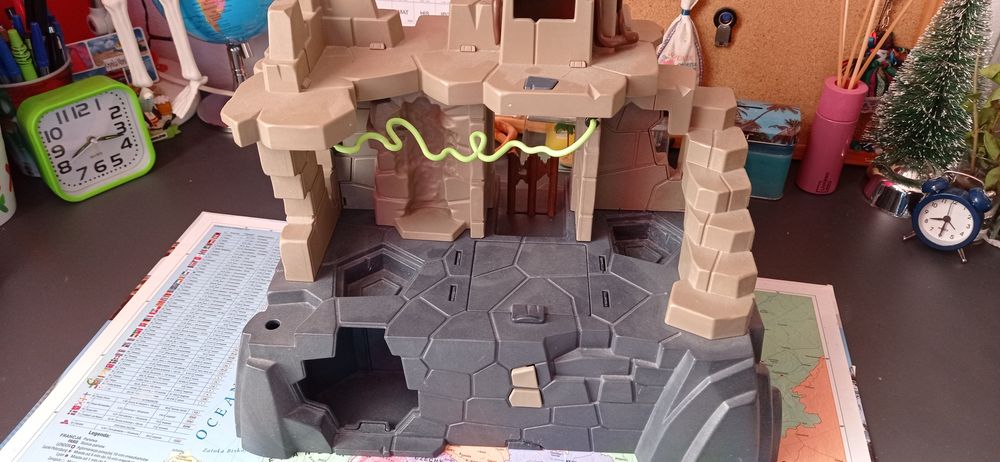 Jaskinia Playmobil