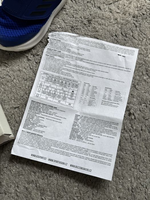 Дитячі кросівки adidas