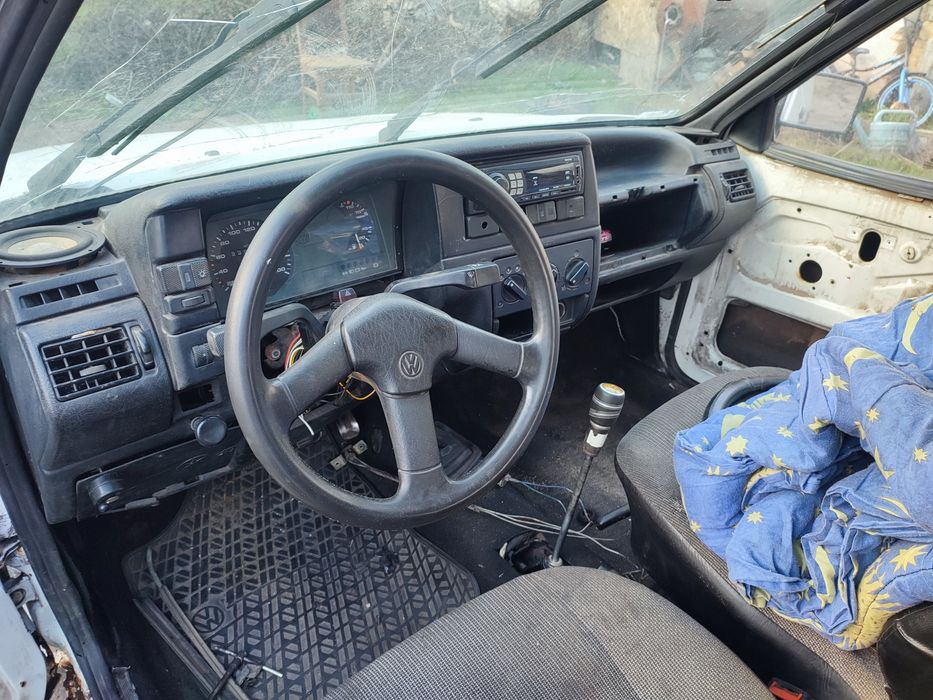 Volkswagen Polo читайте описание