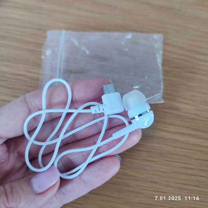 Mini słuchawka douszna