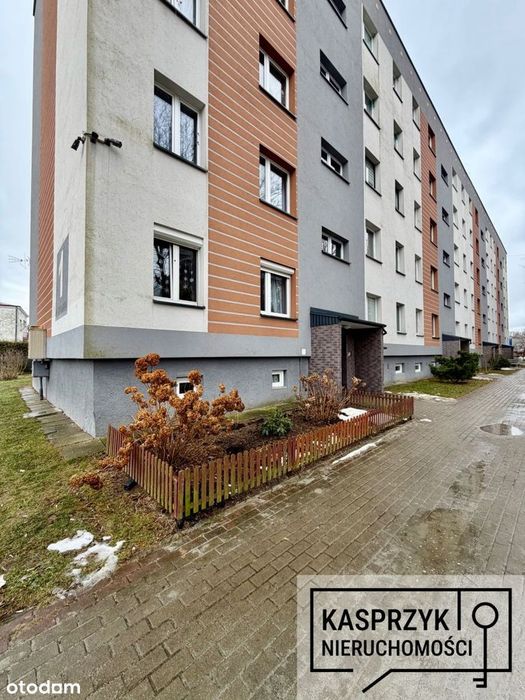 Mieszkanie na pierwszym piętrze po remoncie.