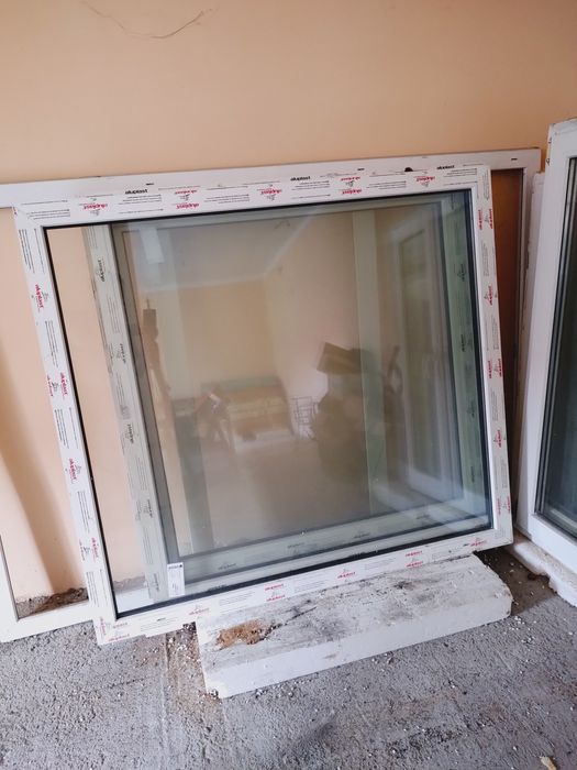 Okna PCV duze 2 szt