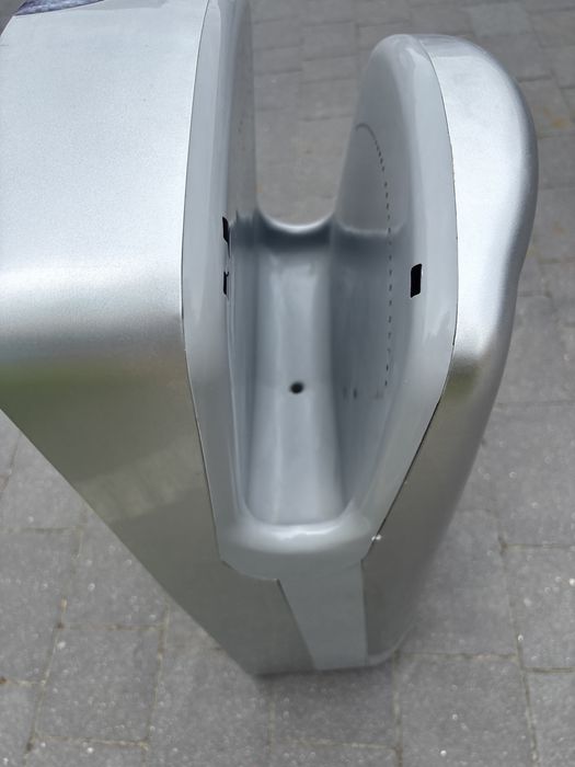 Kieszeniowa suszarka do rąk Vama Tornado PROtech SF 1750W (Srebrna)