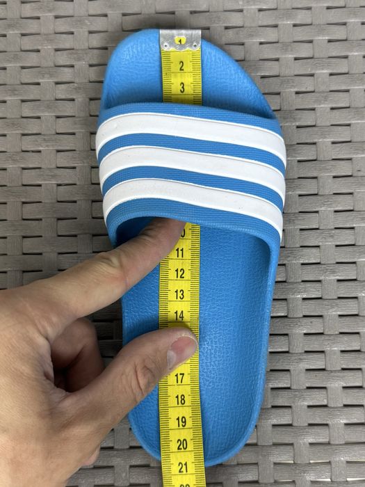 Adidas шлепанцы тапочки 32 размер детские синие