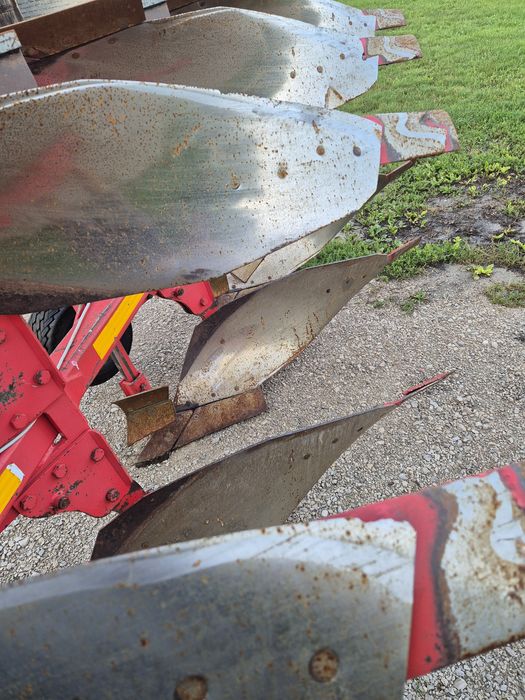 Pług obrotowy 4 skibowy Steeno Kuhn Lemken