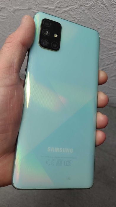 Телефон Samsung Galaxy A71 6/128gb NFC