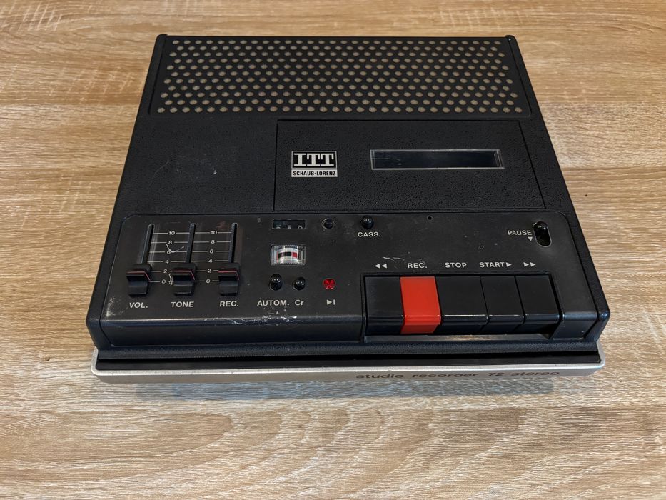Magnetofon ITT, Panasonic