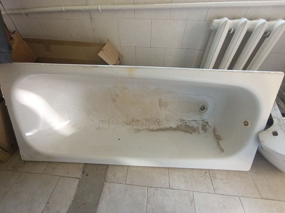 Ванна у ванну кімнату