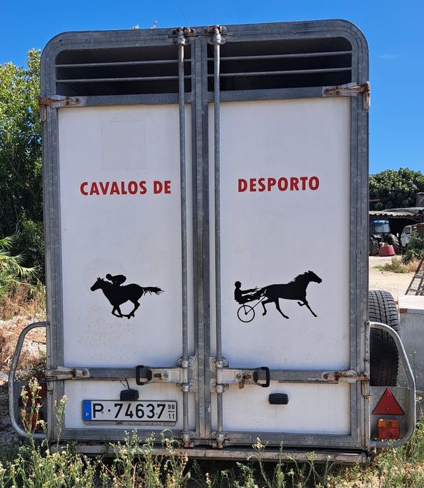 Carroçaria de cavalos