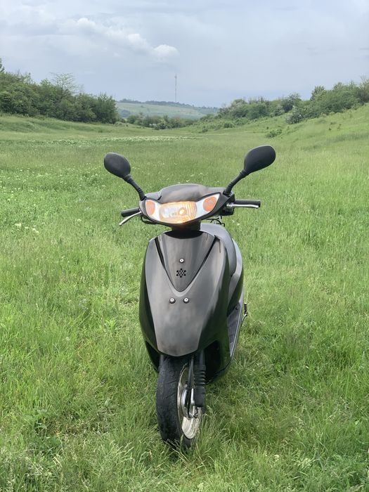 Продам хонду дио 62 4т