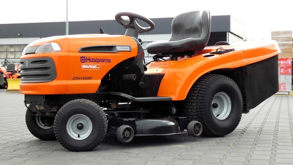Traktorek kosiarka Husqvarna CTH150XP KAWASAKI (140402.5) - Baras