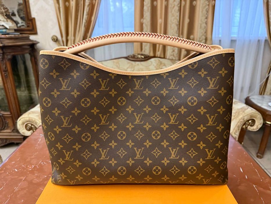 Сумка Louis Vuitton