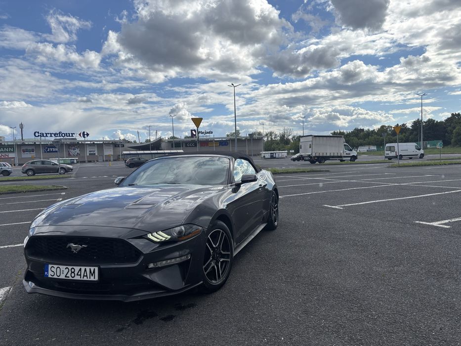 Ford Mustang Cabrio ZAMIANA