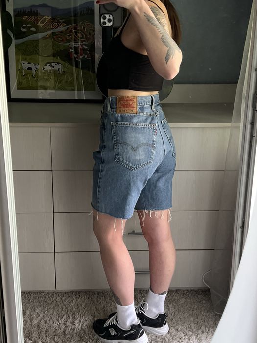 Джинсові шорти Levi's розмір L