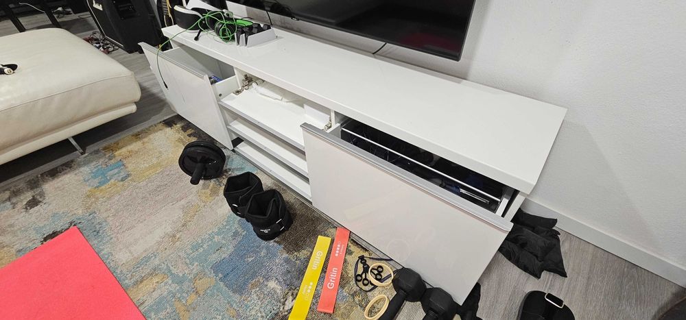 Móvel de sala como novo